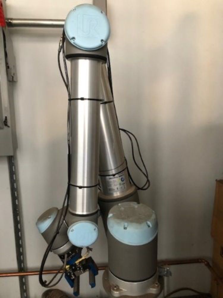 Universal Robots Ur10e Robotic Arm - Ur10e