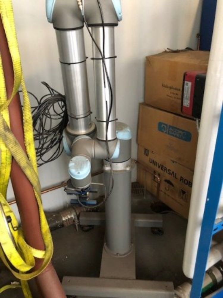 Universal Robots Ur10e Robotic Arm - Ur10e