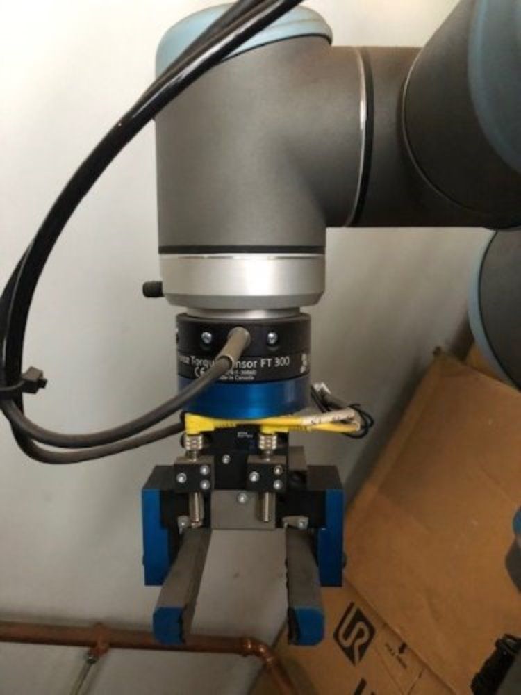 Universal Robots Ur10e Robotic Arm - Ur10e