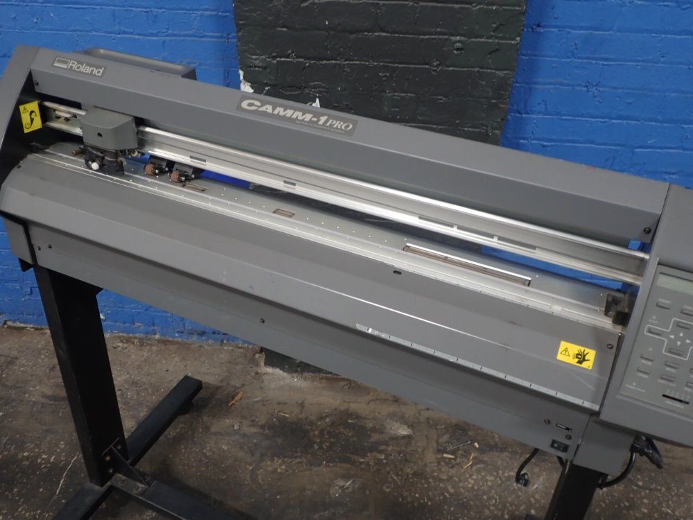 Roland Vinyl Cutter