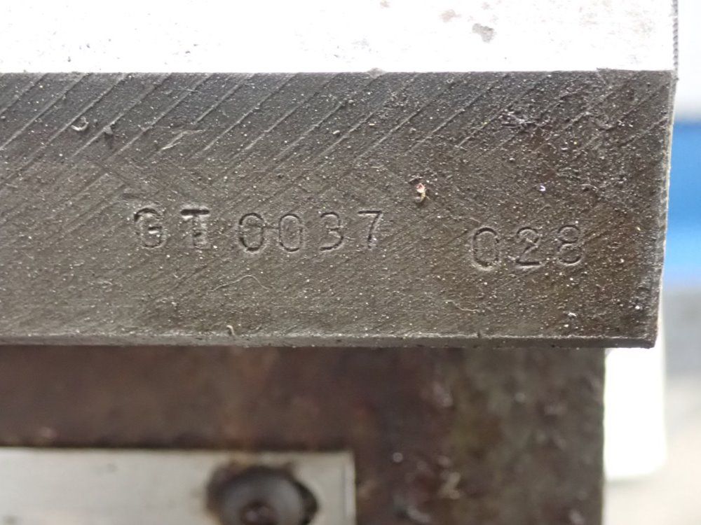 Clausing / 600 16" / 22" X 48" Triumph Gh Gap-bed Lathe - Triumph Gh