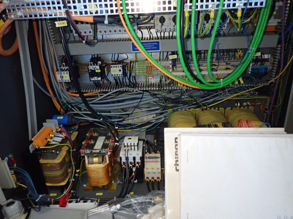 Chiron 8" X 19" Fz 08 S Cnc Tapping Center - Fz 08 S