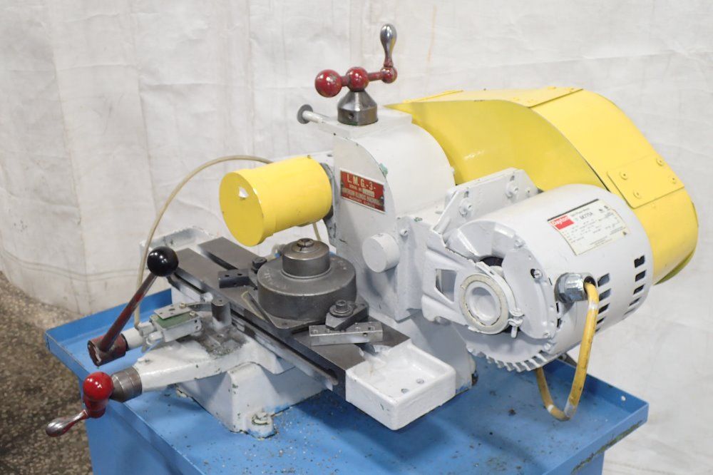 Northern Illinois Machinist Horizontal Mill