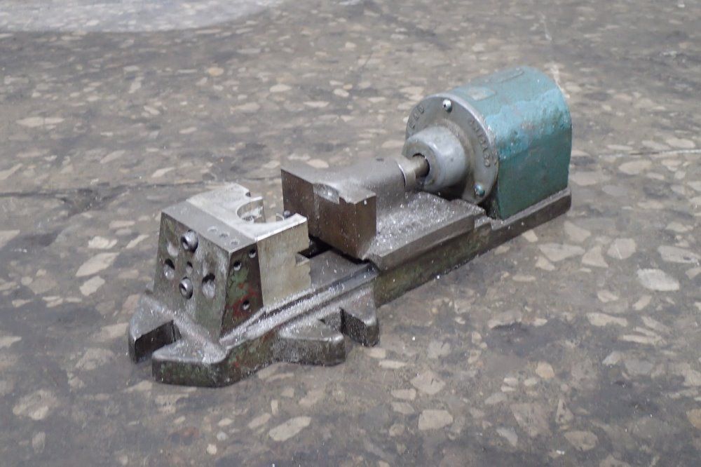 Mead 2" Vise