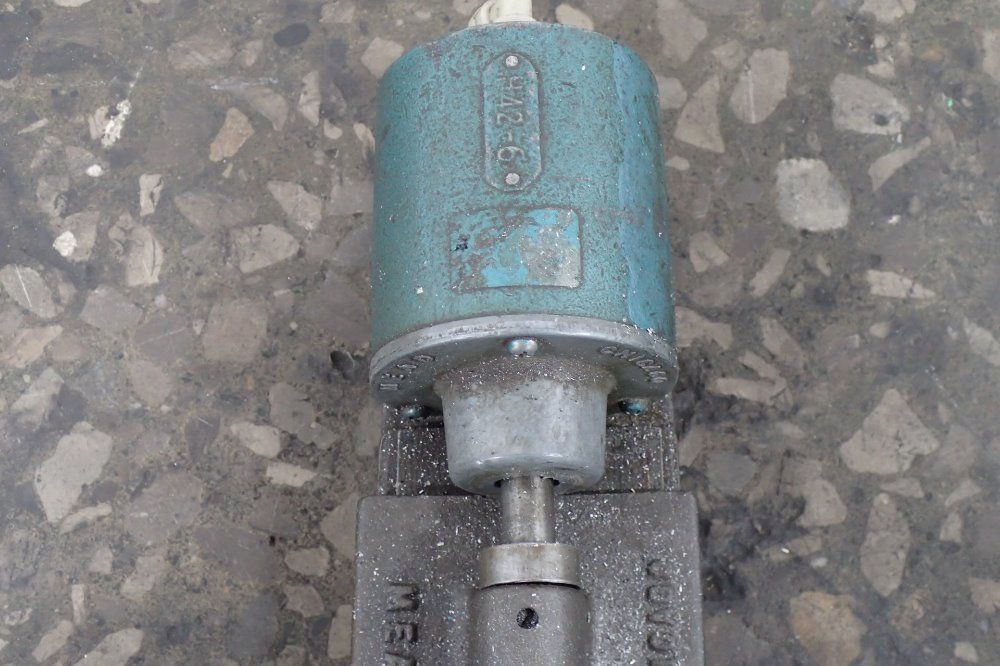 Mead 2" Vise