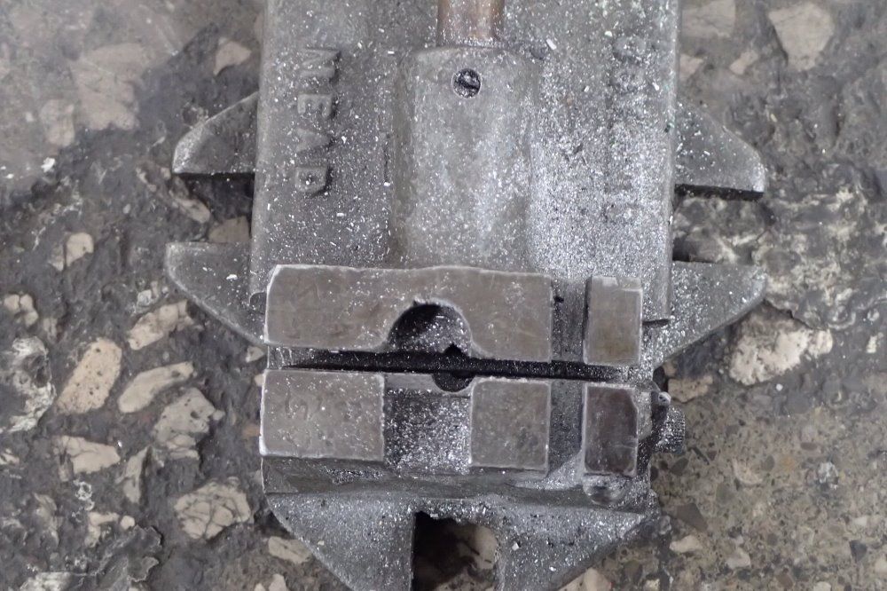 Mead 2" Vise