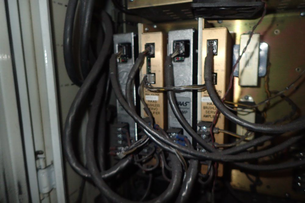 Haas Vf-oe Cnc Vmc - Vf-oe