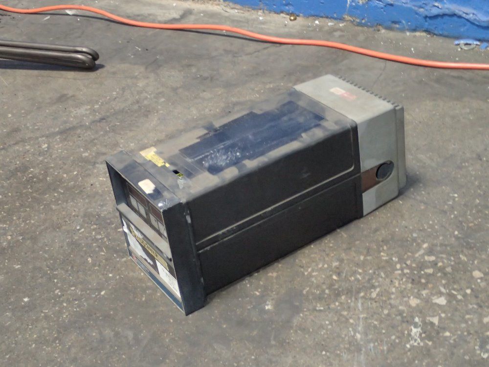 Leeds & Northrup Instruments Control