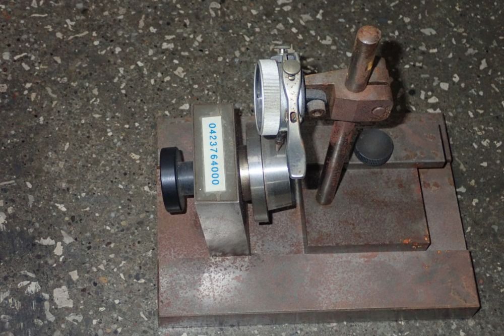 Mercer Dial Indicator