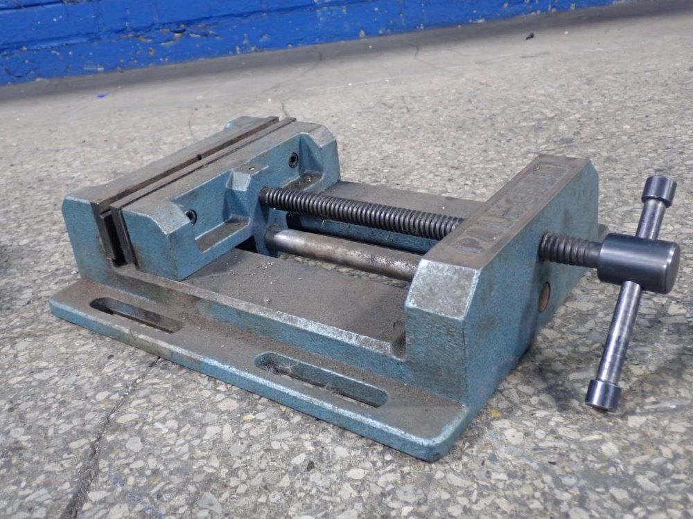 Palmgren 8" Vise