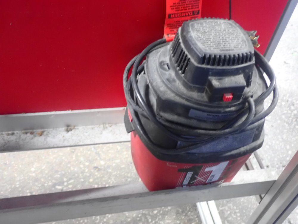 Encore Engineering Squeegee Sharpener/with Stand And Vacuum