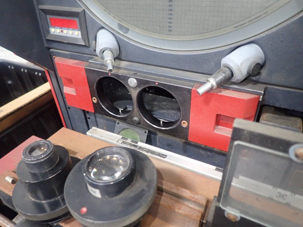 Sigma 16" Screen 5" X 15" Table Hb400 Optical Comparator - Hb400