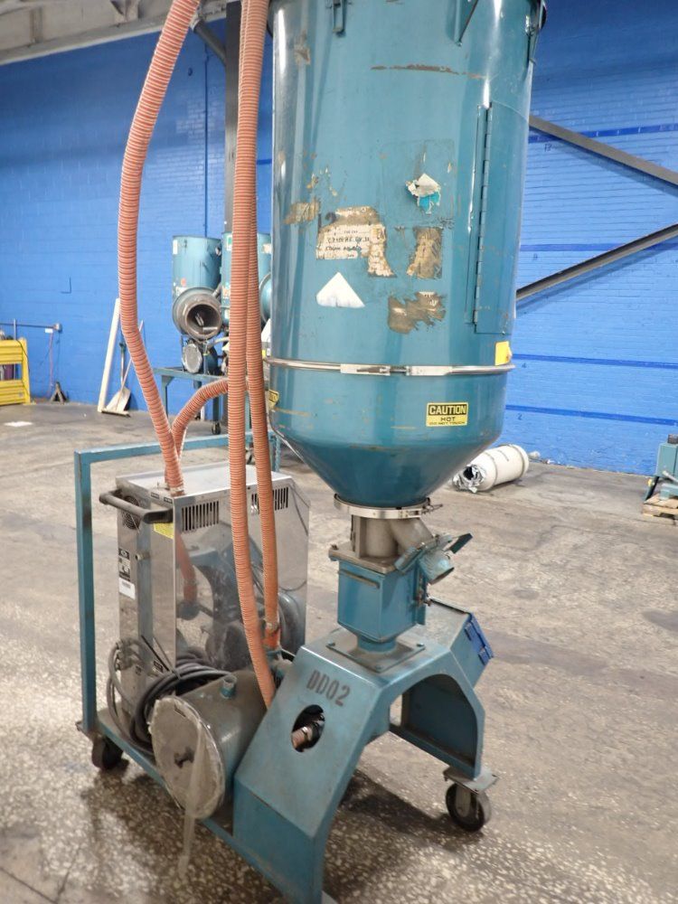 Una-dyn/ Mann & Hummer Dual Hopper Dryer