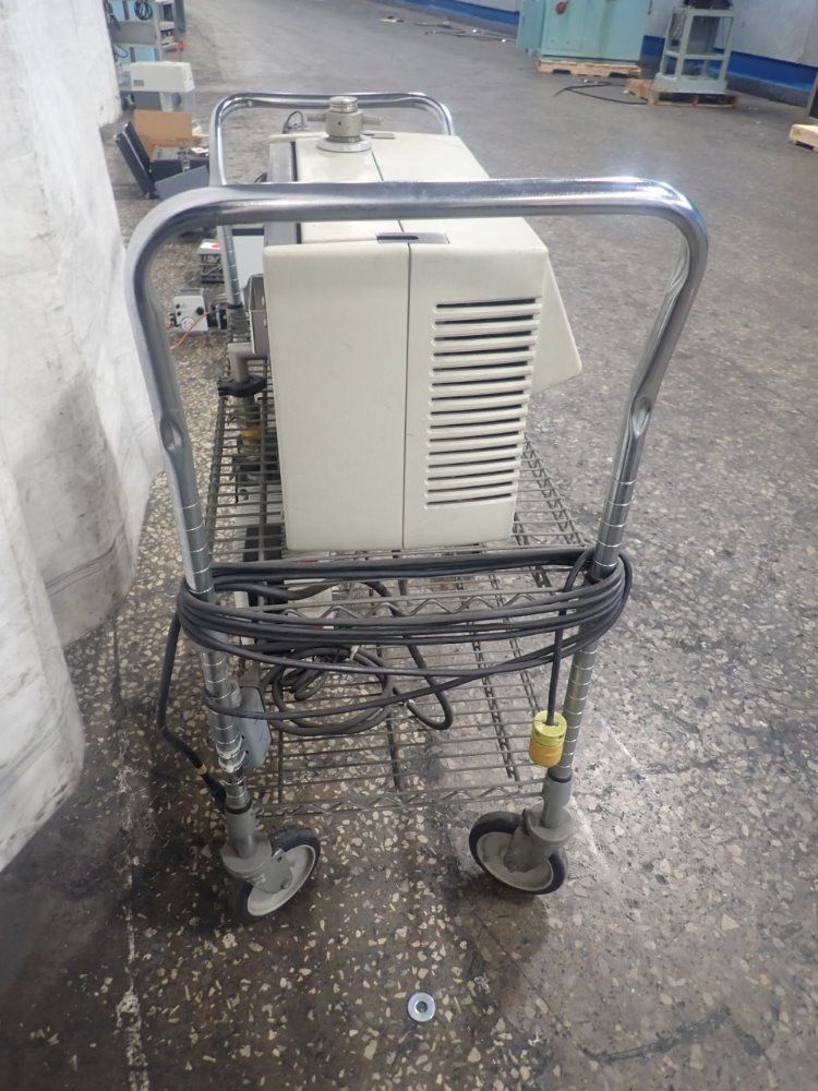 Varian 979 Helium Leak Detector - 979