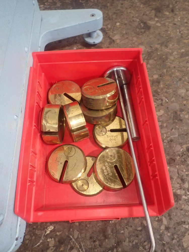 Tukon Tester Hardness Tester