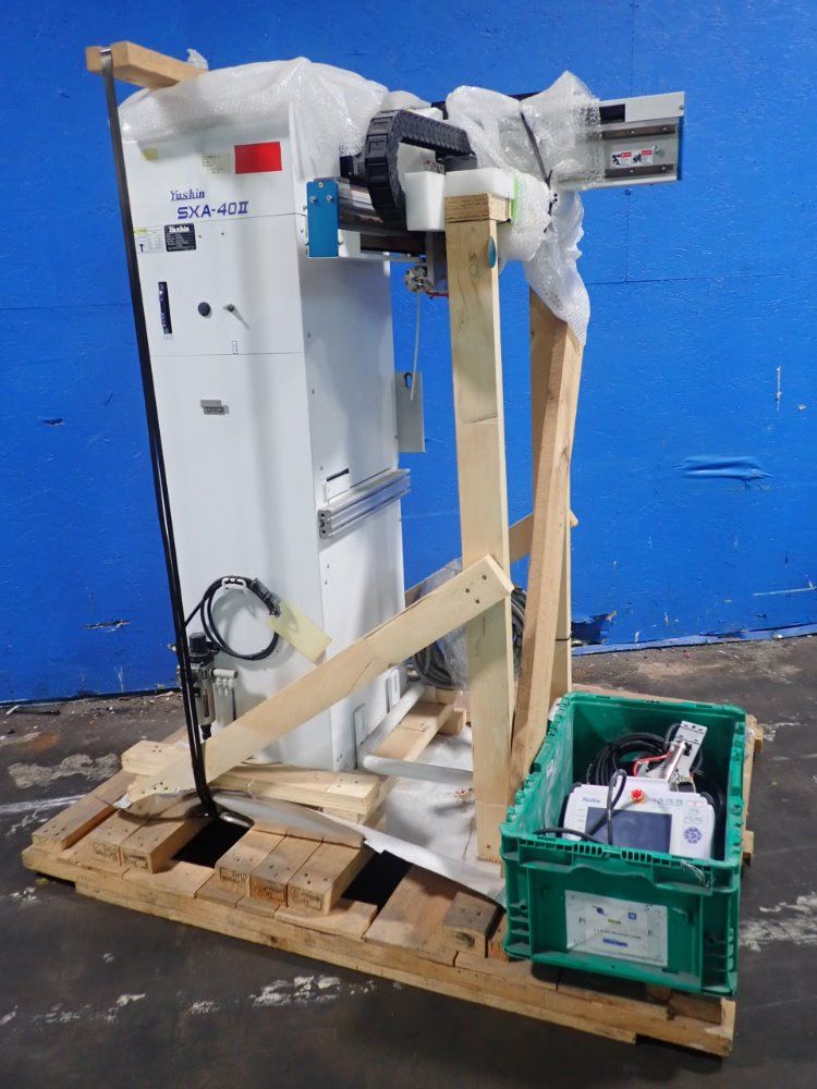 Yushin Pick And Place Robot