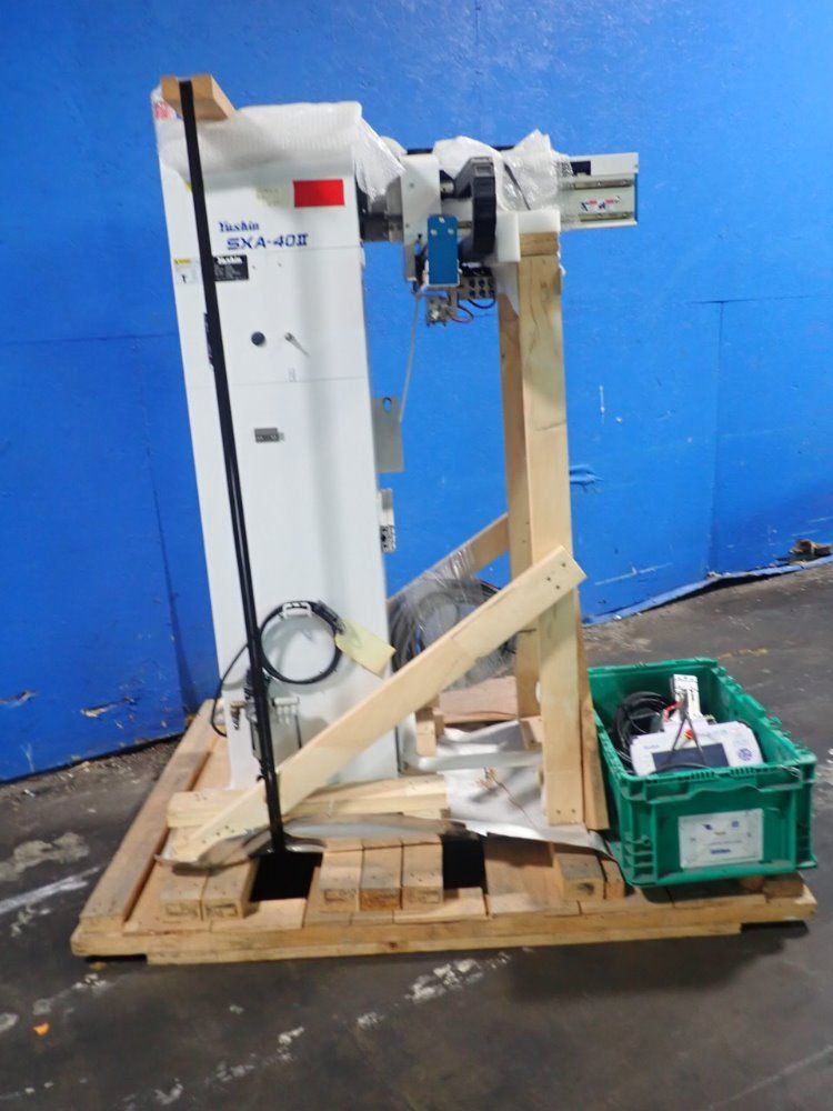 Yushin Pick And Place Robot