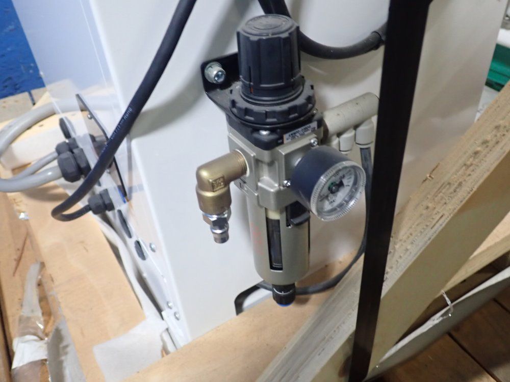 Yushin Pick And Place Robot