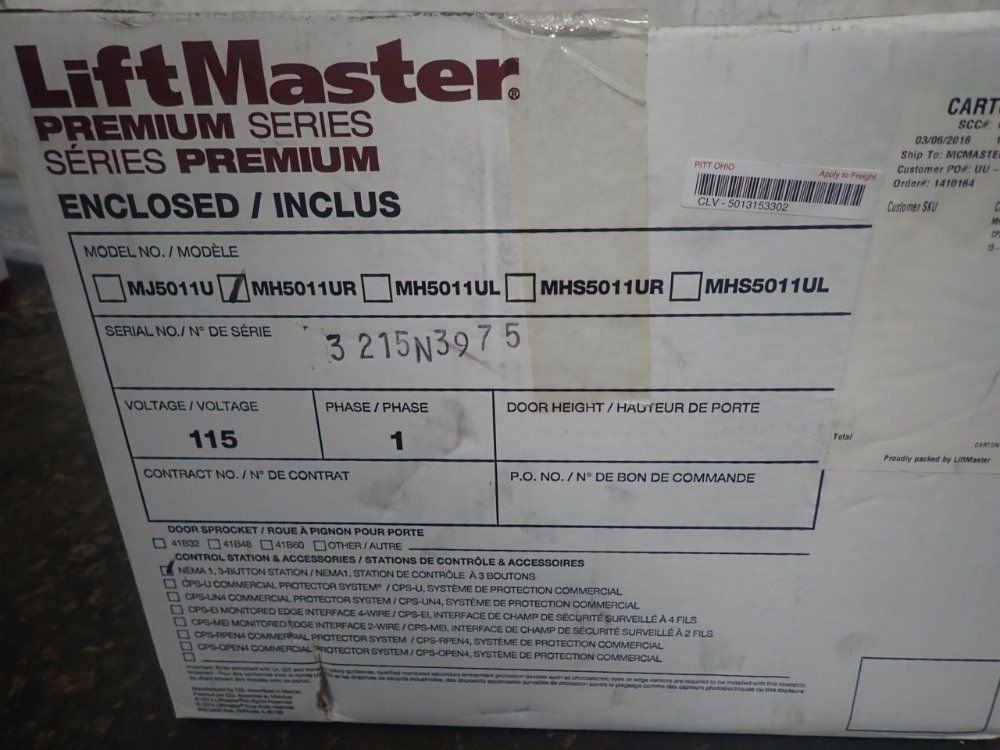 Chamberlain/liftmaster Door Operator