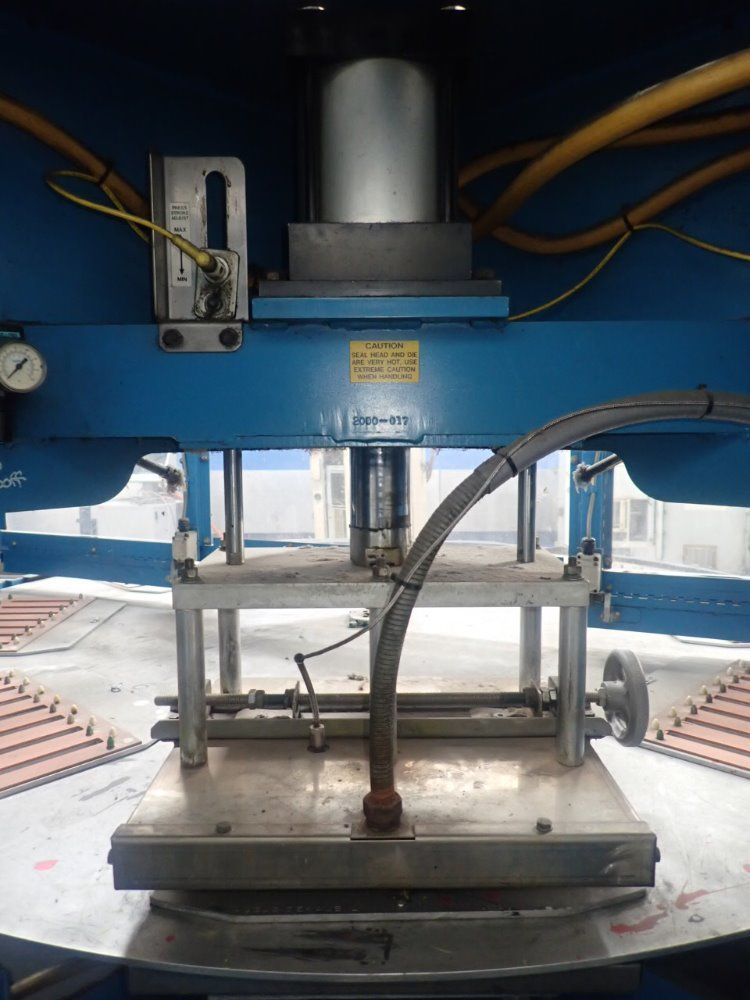 Algus Packaging Inc. 8 Station Algus Packaging Inc. 6s+2 Blister Packing Machine - 6s+2