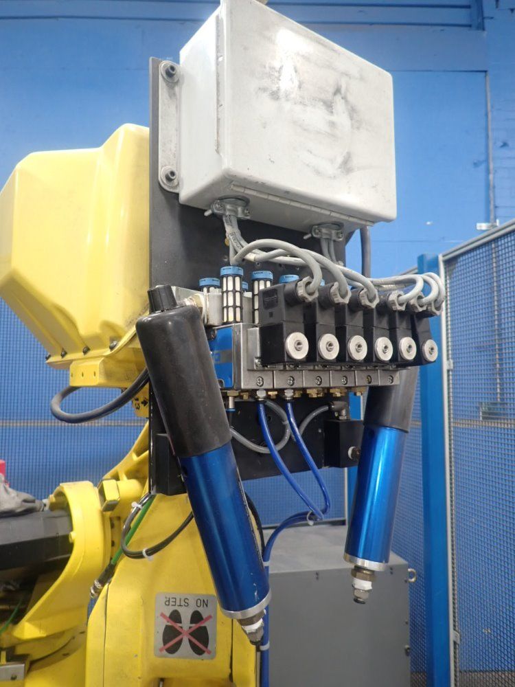 Fanuc Fanuc M16i Robot Ultrasonic Weld Cell