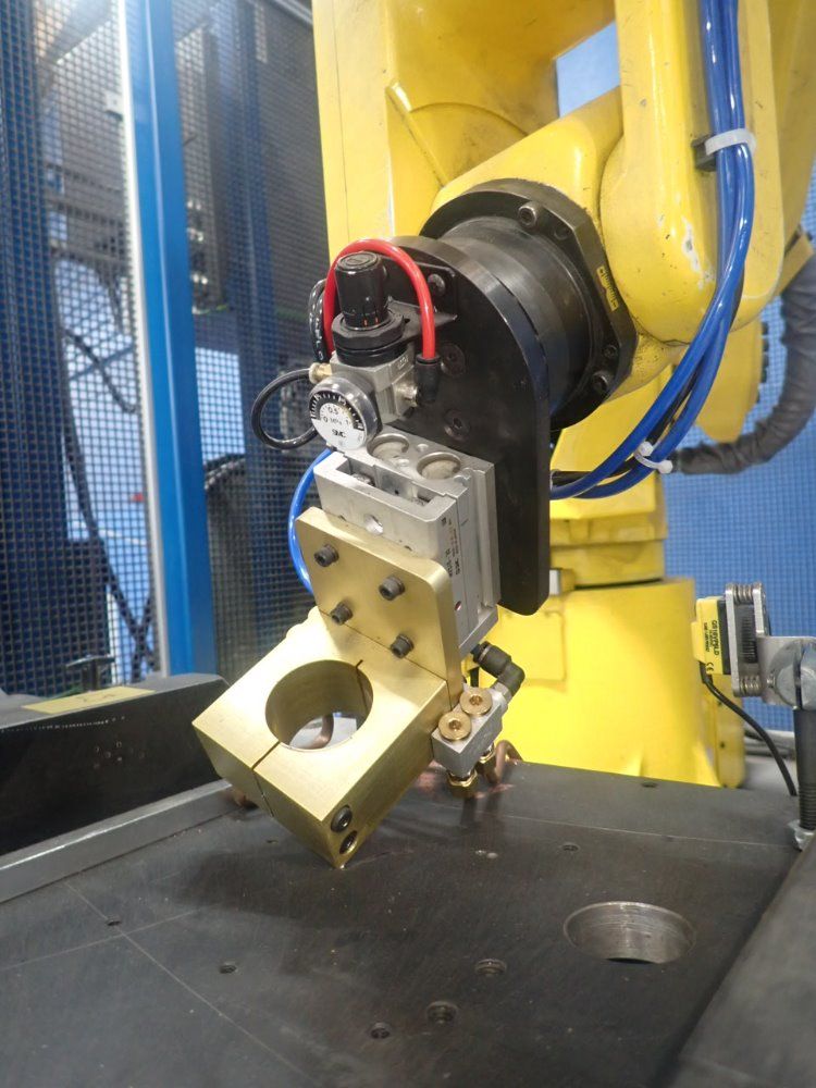 Fanuc Fanuc M16i Robot Ultrasonic Weld Cell