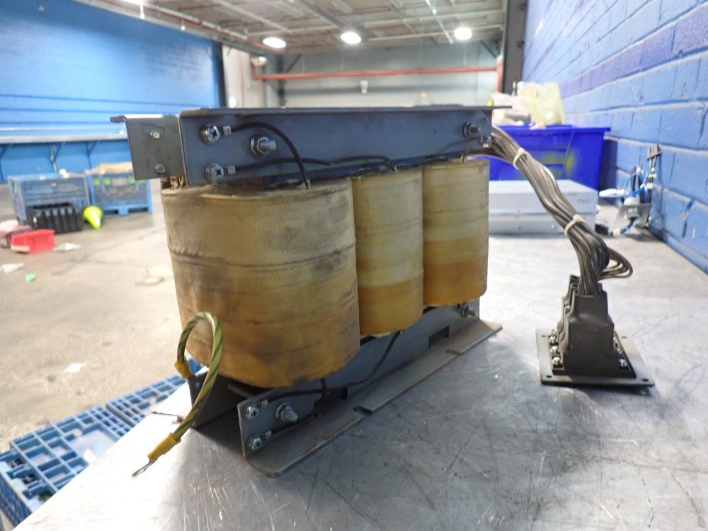 Tokuden Sangyou Transformer