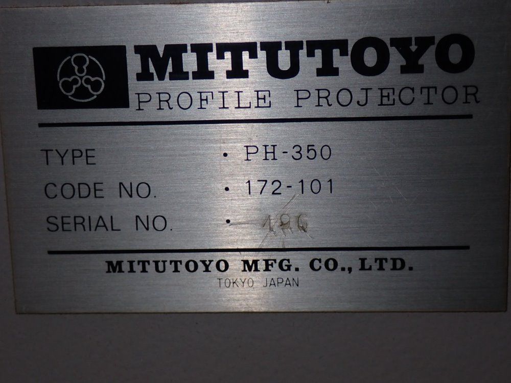 Mitutoyo Optical Comparitor