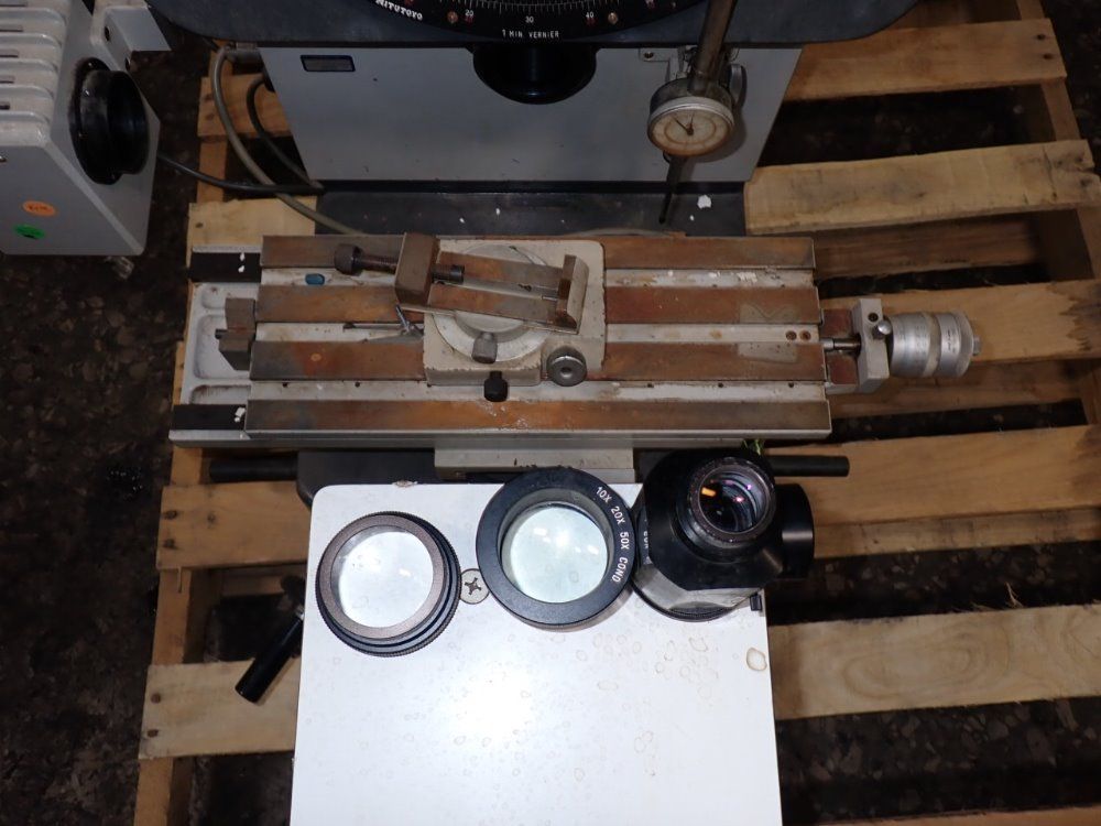 Mitutoyo Optical Comparitor