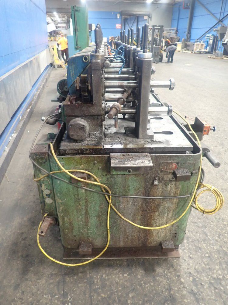 Yoder 14 Station Roll Former