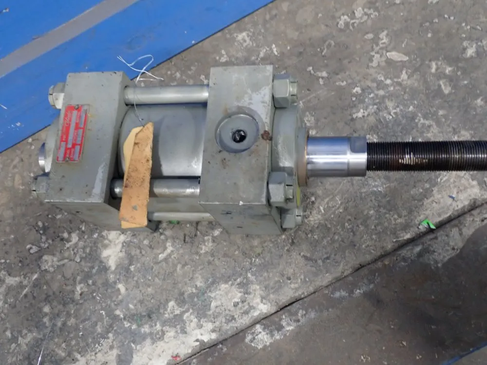 Milwaukee Cylinders Cylinder