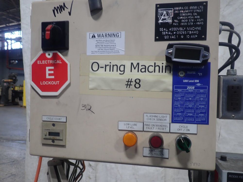 Arma Co Feed Station