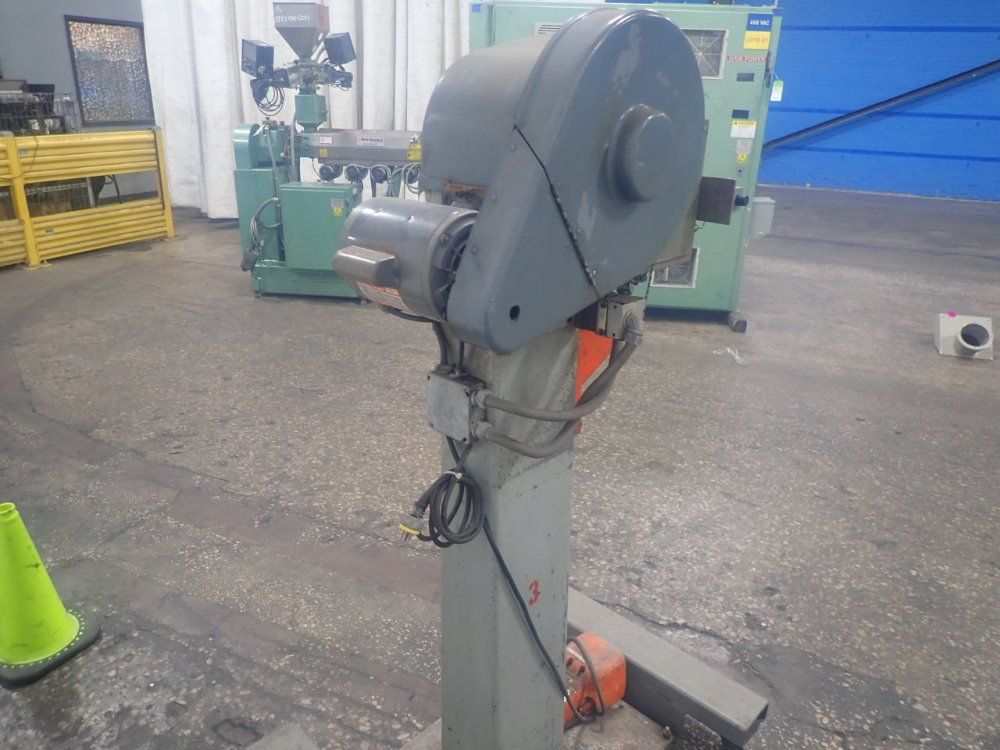 National Rivet & Mfg Riveter