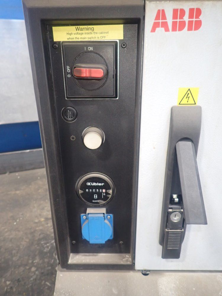 Abb Irc5 M2004 Robot Control - Irc5 M2004