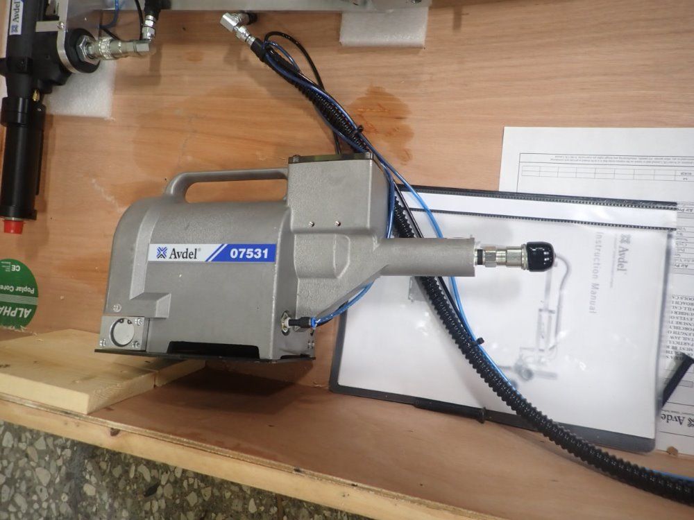 Avdel/pop Pantograph Workstation