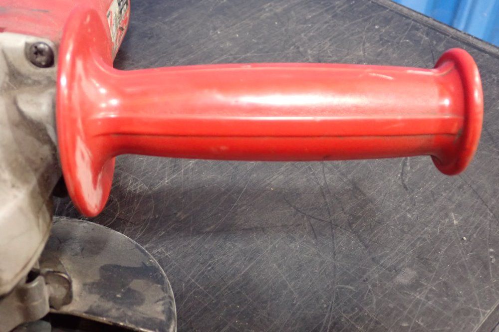 Milwaukee 5.5 Amp 5" Angle Grinder - 6141