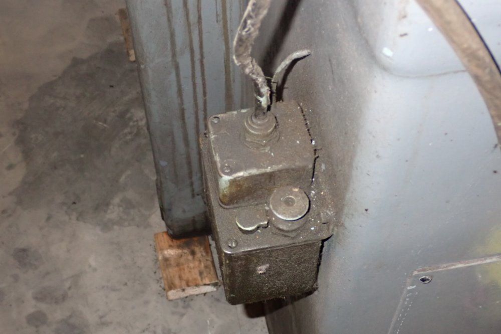 Gardner Machine 15" X 8" Surface Grinder - 1015