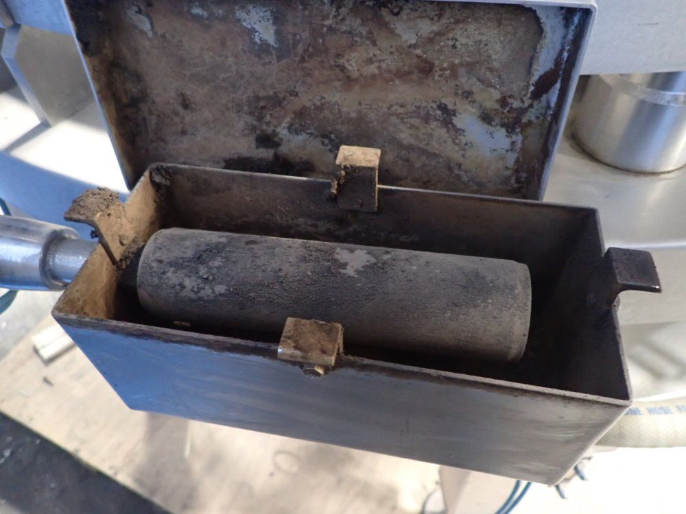 Perrier Bottle Cleaner/rinser