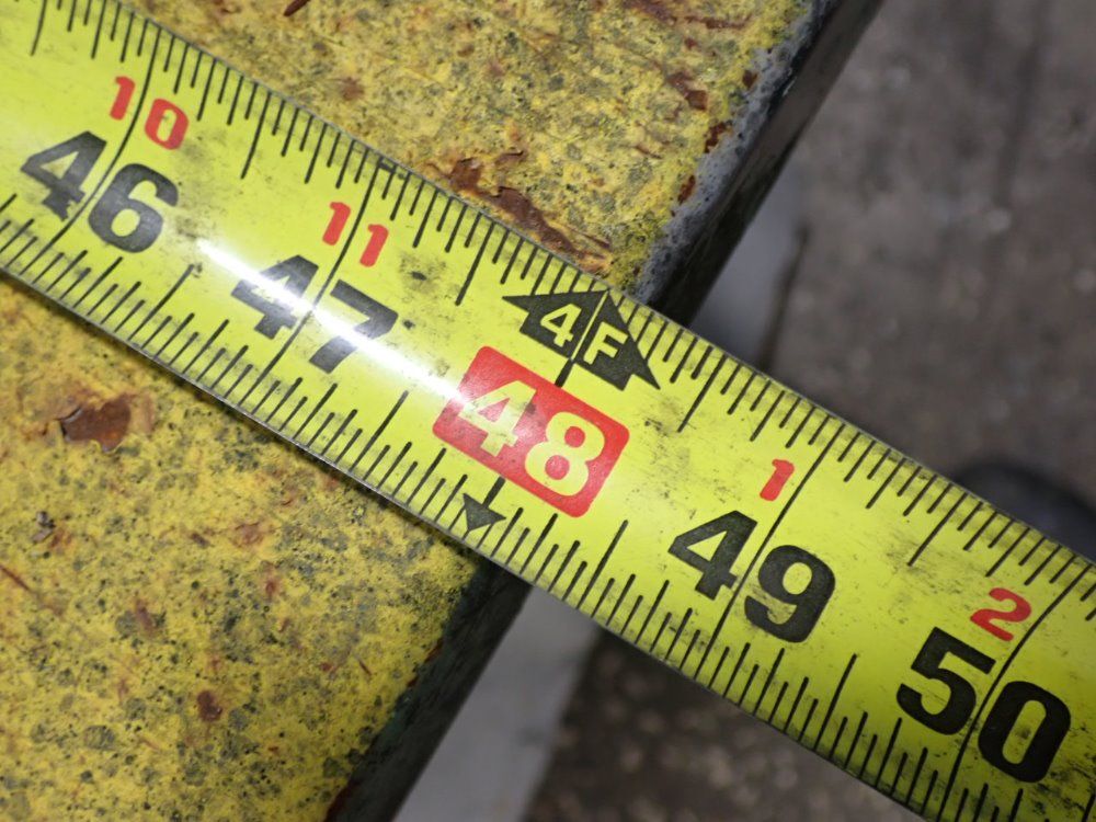 American Mfg Scissor Lift Table