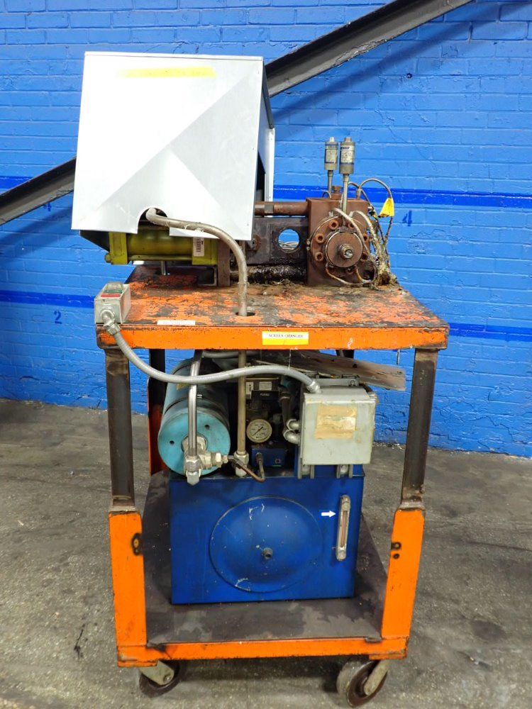 Berlyn Screw Extruder - B0m2500