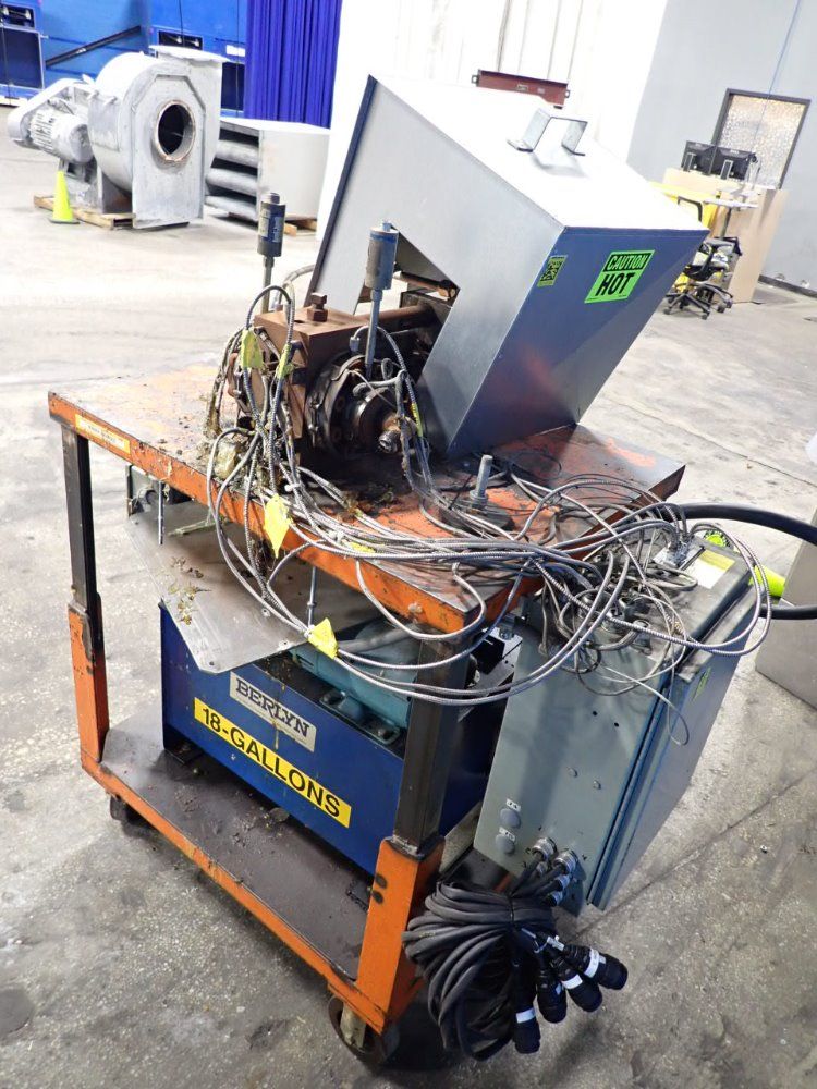 Berlyn Screw Extruder - B0m2500