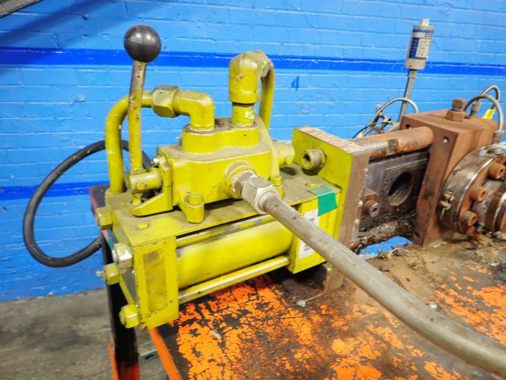 Berlyn Screw Extruder - B0m2500