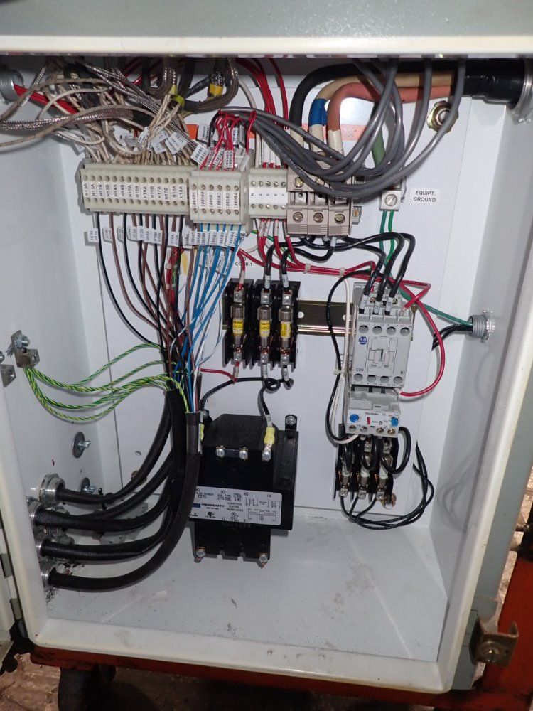 Berlyn Screw Extruder - B0m2500