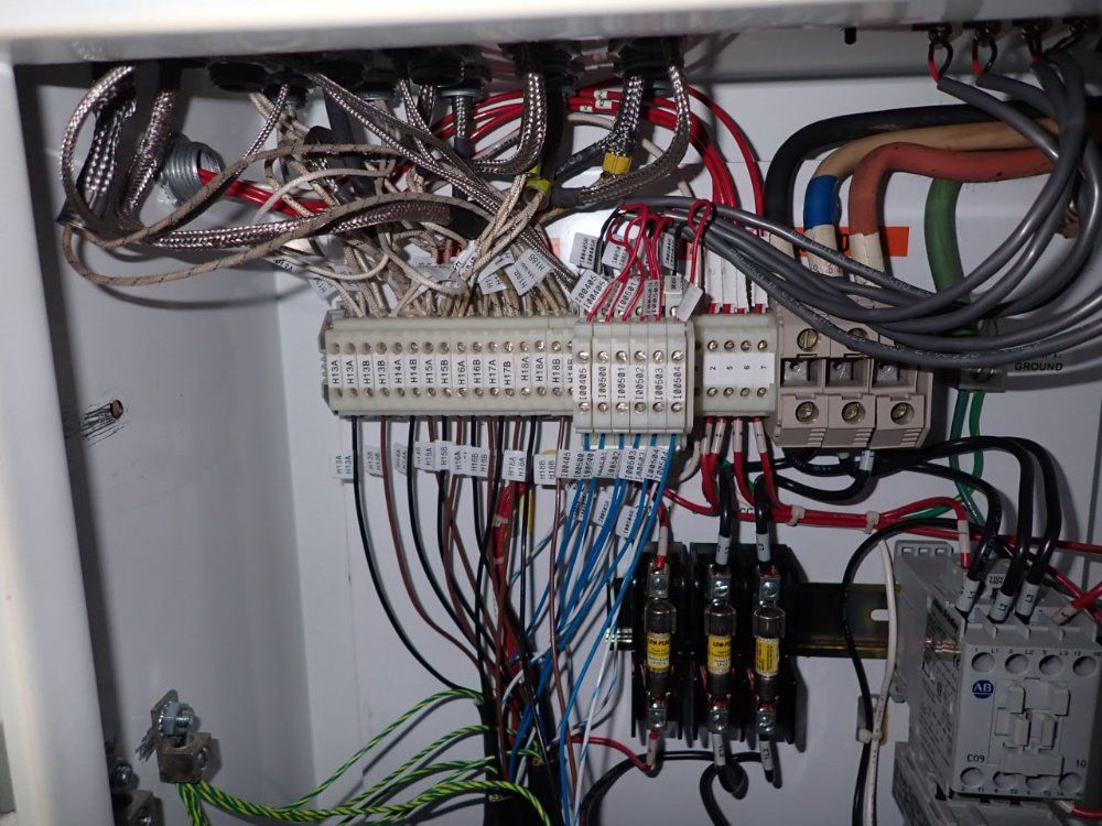 Berlyn Screw Extruder - B0m2500