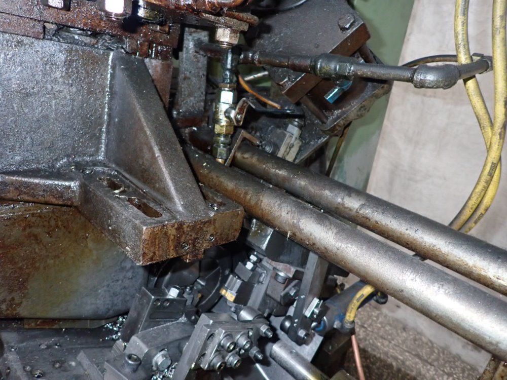 Modern Machine Tool Cut Off Machine