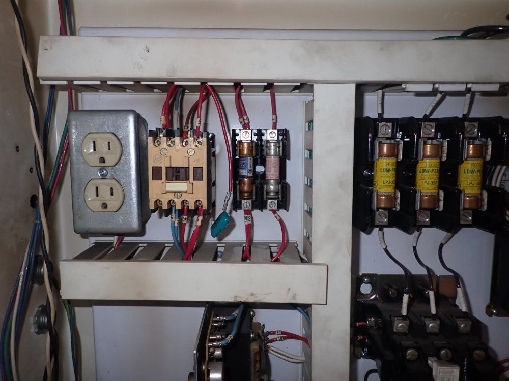 Modern Machine Tool Cut Off Machine