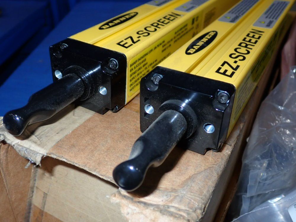 Banner Engineering 600mm Ez Screen Curtain Kit - Slscr30-600q8