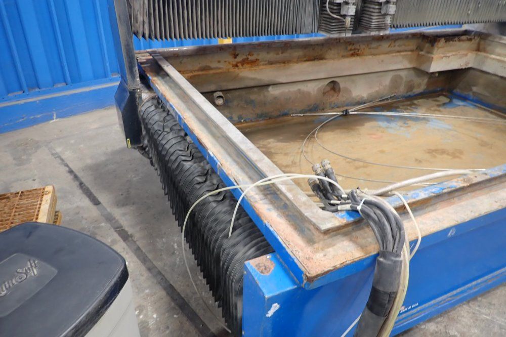 Calypso 128" X 84" X 24" Waterjet System - Hh105