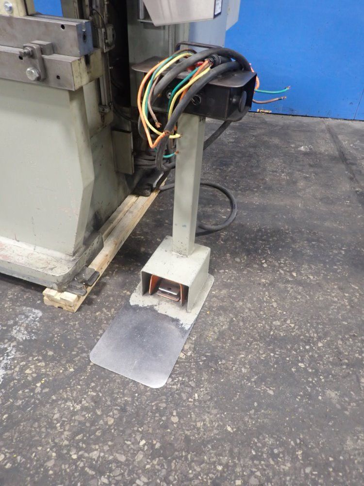 Accurpress 96" Press Brake