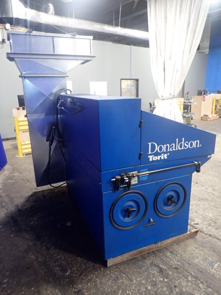 Donaldson Torit Downdraft Table